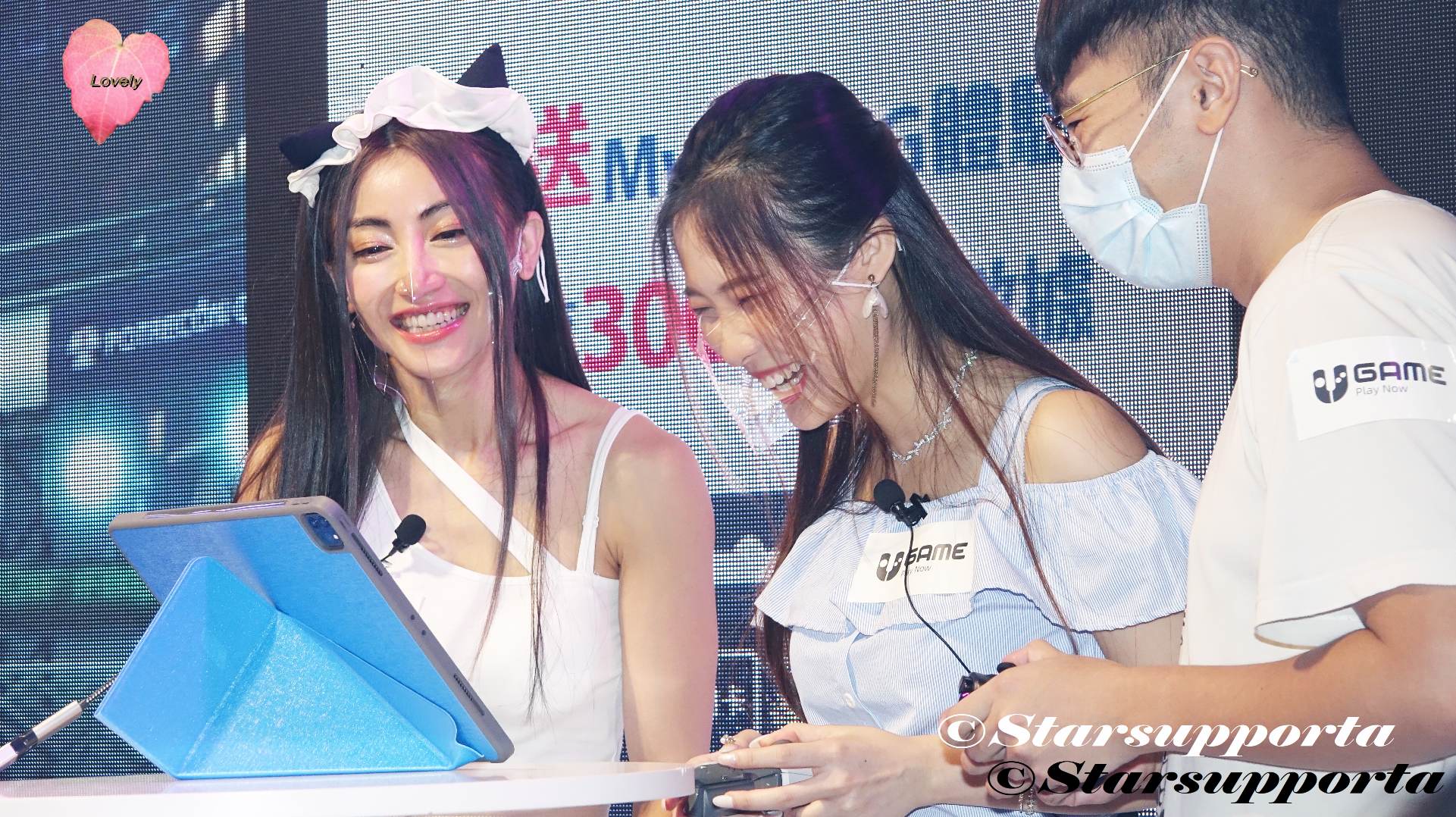 20210726 黃榕 Gloria、安柏兒 Amber @ UTV Live 主播時段 @ 香港動漫電玩節 @ 香港會議展覽中心